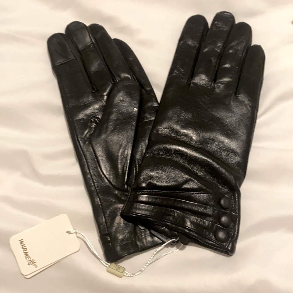 Brand new leather gloves